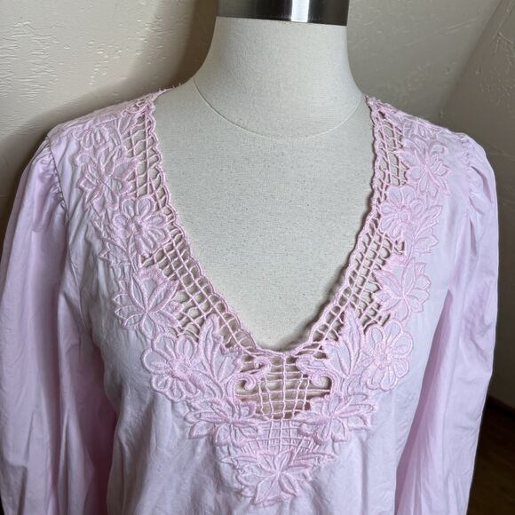 J Crew Top Womens Small Pink V Neck Eyelet Trim Cotton Long Sleeve Preppy - Picture 3 of 9